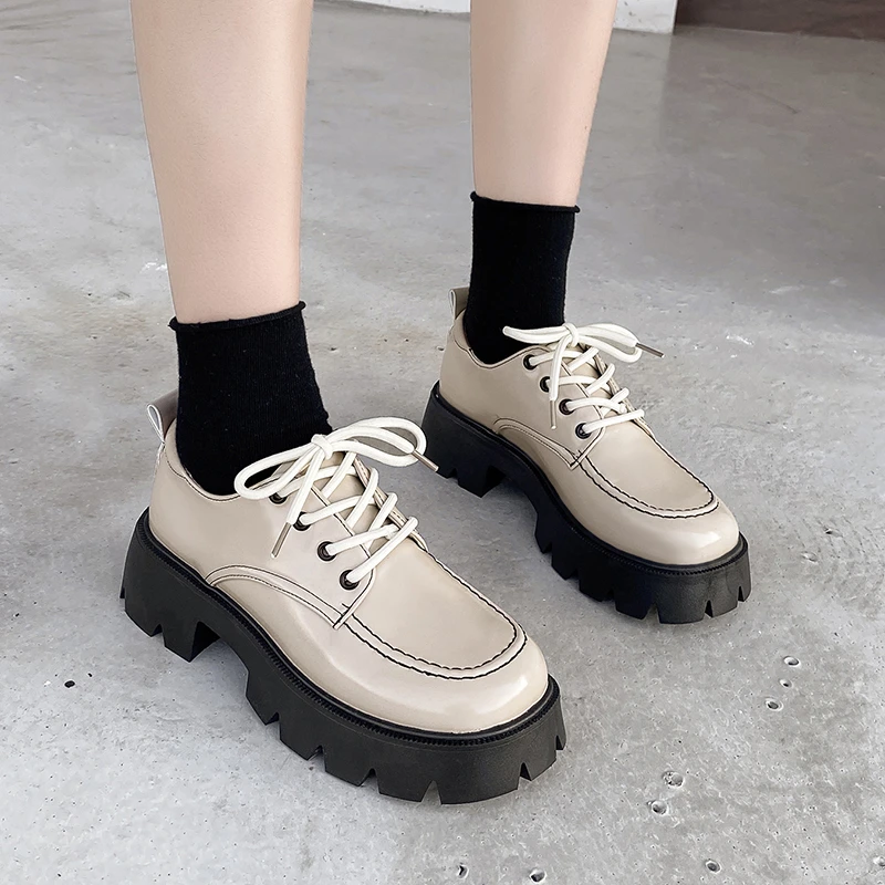 2021 Vrouwen Casual Pompen Solid Ronde Neus Alle-Wedstrijd Platform Schoenen Lace Up Britse Stijl Lolita Ademend Vrouwelijke Loafers nieuwe