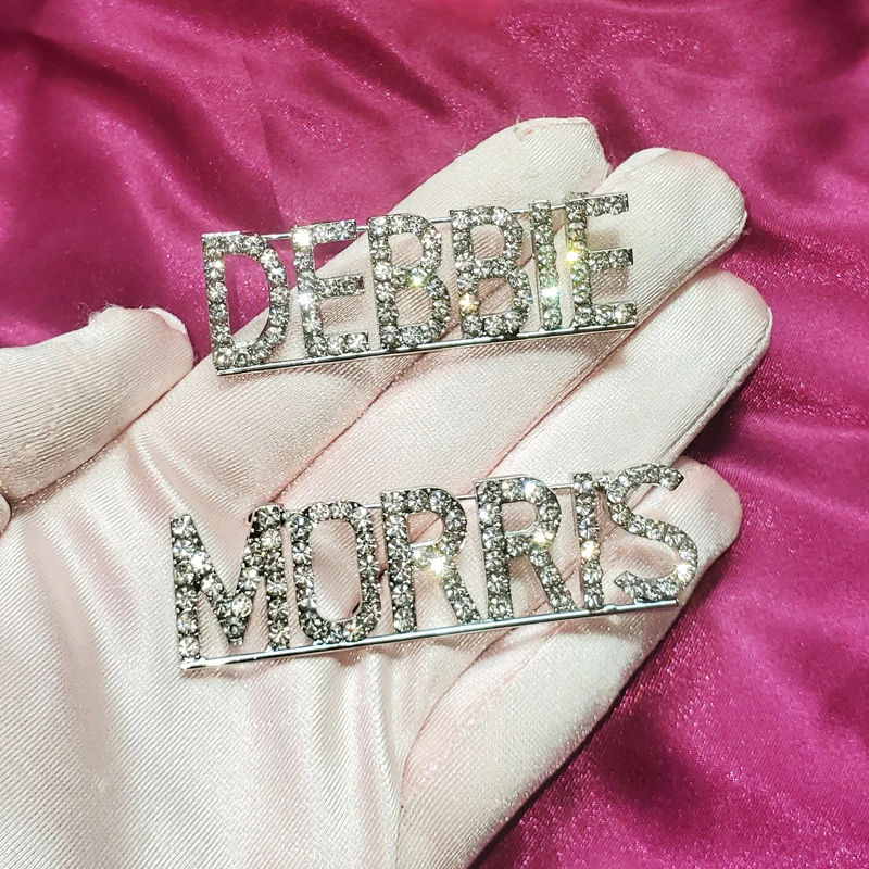 GRANDBLING Name Brooch Crystal Customized Word Pins  Handmade Custom Name PLate Pins Wedding Party Badges Unique Jewelry Gift