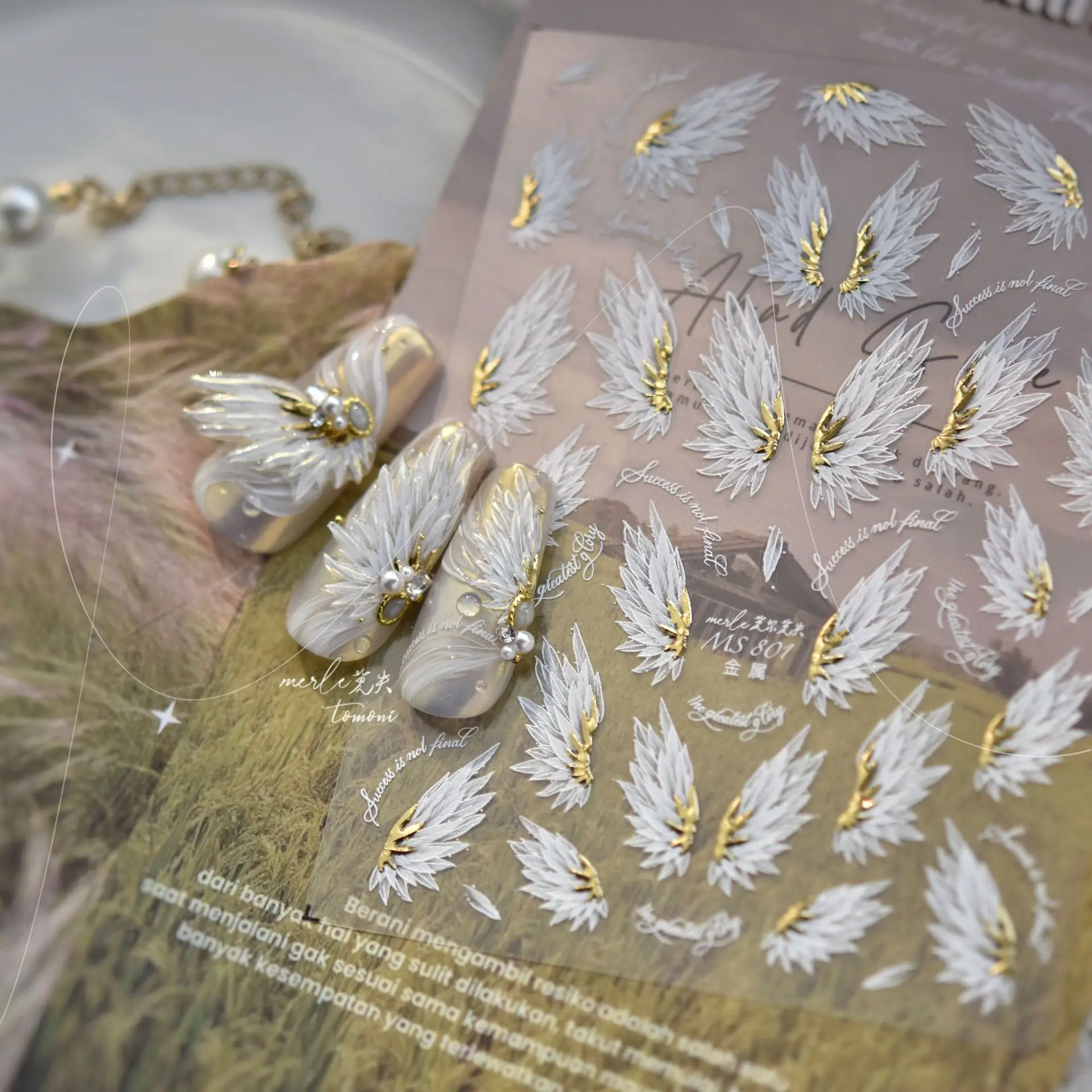 

Angel wings white Gold English Letter 5D Nail Art Sticker Demon Devil DreamyFeather Phoenix Pear Self Adhesive Manicure Decals