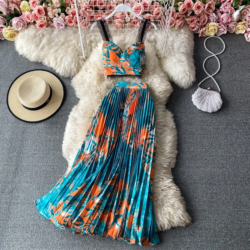 2024 Summer Boho Two Piece Set Women Holiday Beach Elegant 2pcs Set Strapless Crop Tops And High Waist Pleated Long Skirt Suit