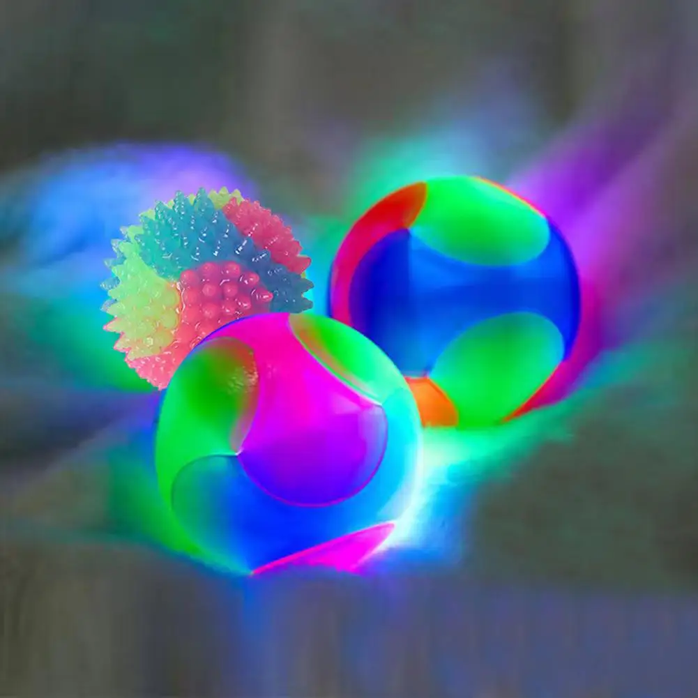 Pet Light Up Toy Ball Glowing LED Puppy Flashing Elastic Ball Toy Color Light Ball Interactive Toys Throwing The Ball Dog ball