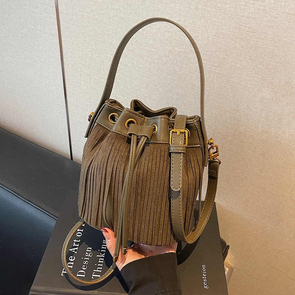 

Tassel Bucket Bag Vintage Frosted Pu Solid Color Drawstring All-Match Crossbody Bags Women's 2025 New Commute Handbags
