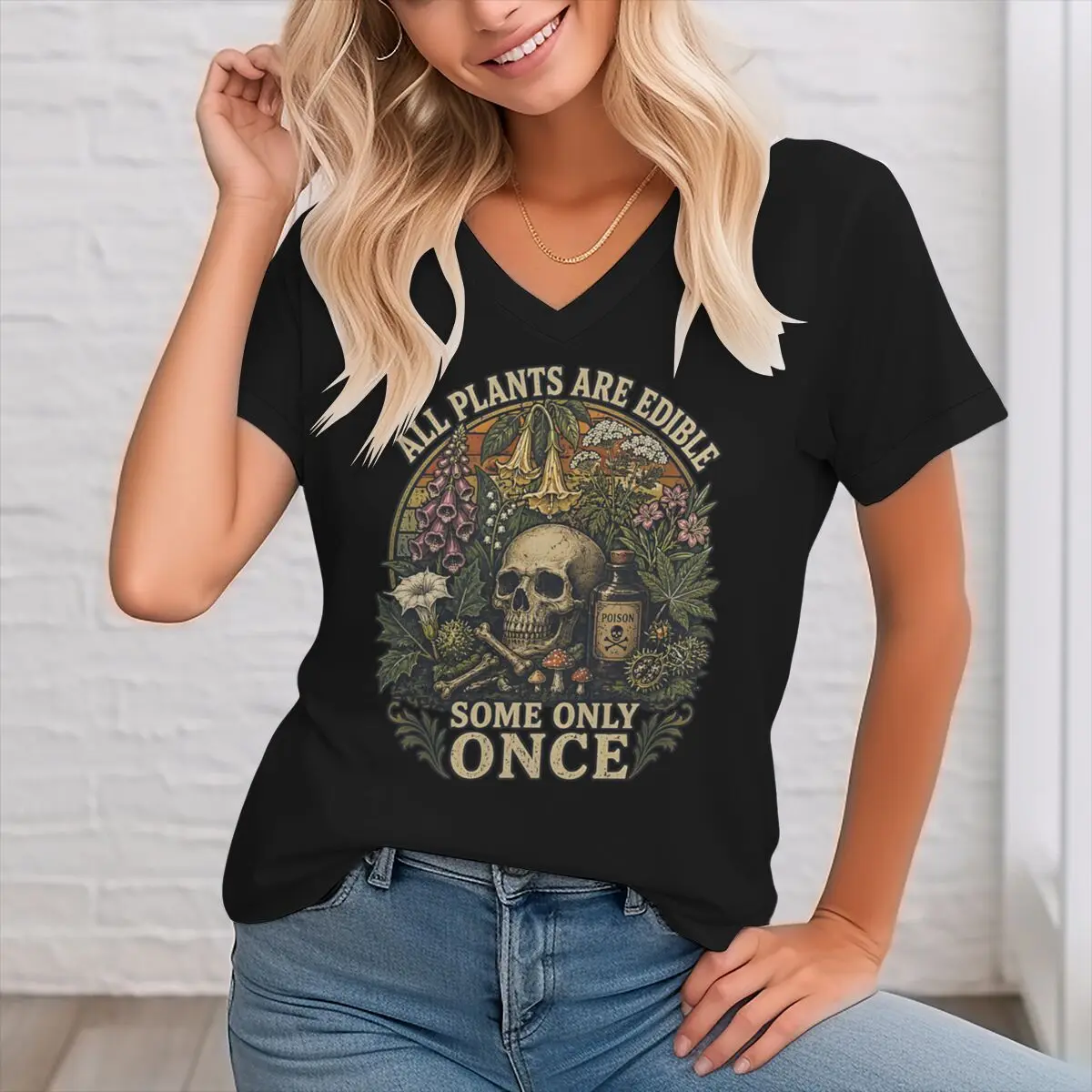 Camiseta vintage con gráficos de plantas y calaveras de hongos, moda streetwear para mujer con cuello en V, con la frase: "Todos los plantas son comestibles, algunas solo una vez".