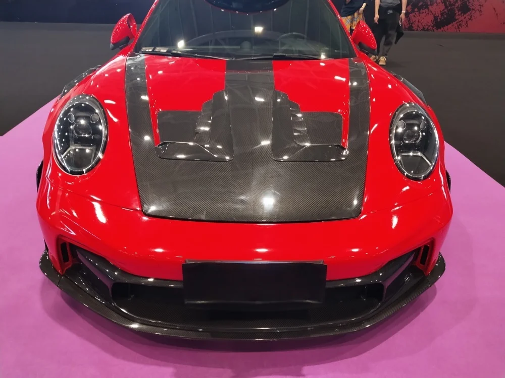 

Подходит для Porsche 992 911, модернизированное обновление модели GT3RS, передний бампер из углеродного волокна, брызговик, комплект кузова