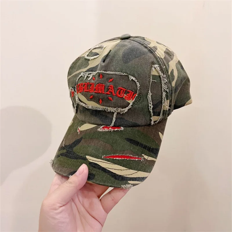 새로운 찢어진 위장 수 놓은 문자 야구 모자 여성용 조수 다목적 얼굴 작은 남성용 복고풍 모자의 한국어 버전