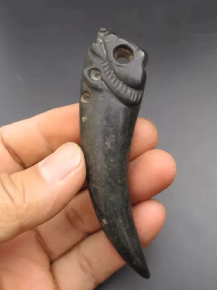 China Hongshan Culture Meteorite Jade Carved Tiger Head Old Tooth Amulet Decorative Display
