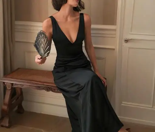 

Autumn 2025 Solid Color Sleeveless V-Neck Backless Camisole Casual Dress New Style for Women