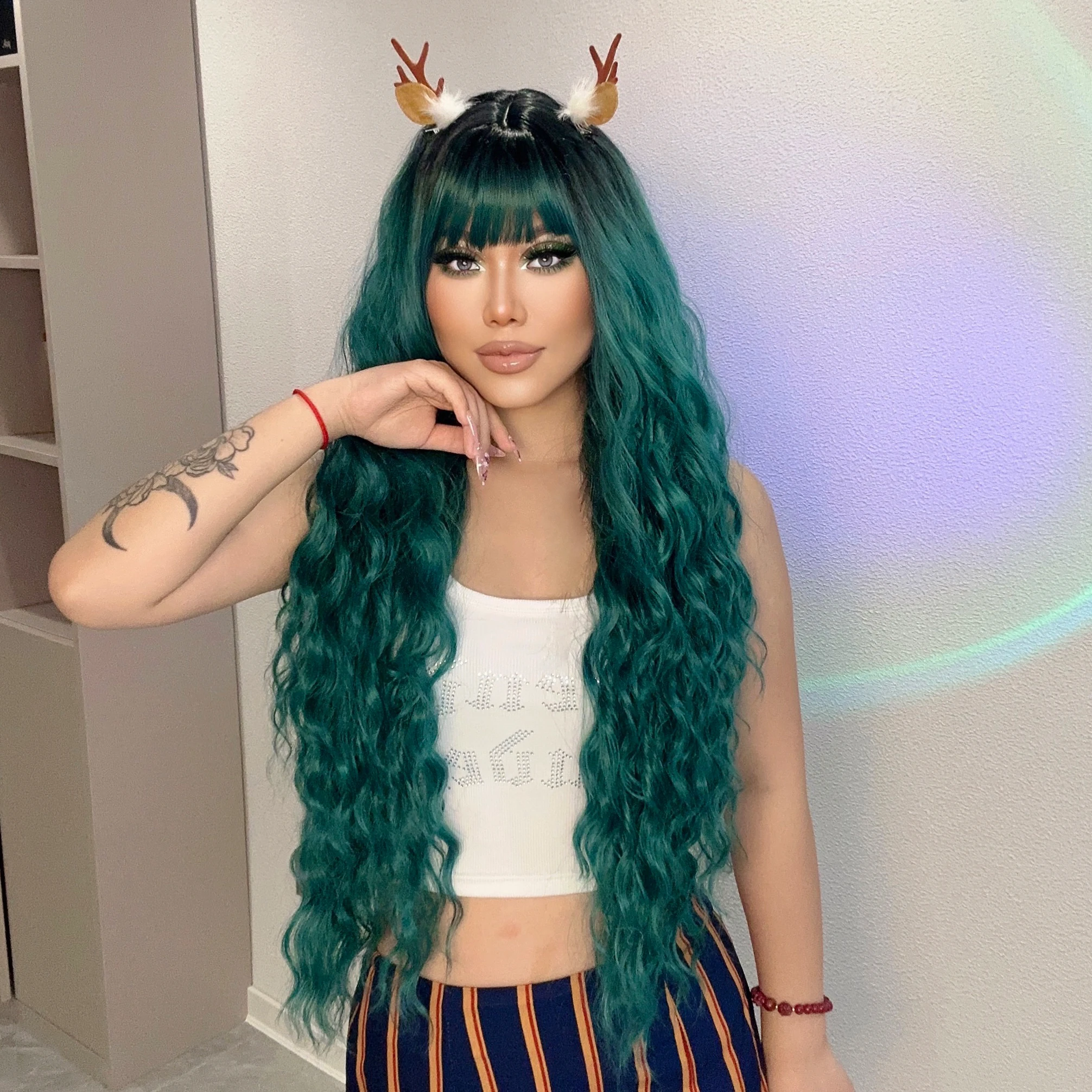 HENRY MARGU Long Green Synthetic Wigs with Bangs Natural Wavy Hairstyle for Women Cosplay Party Heat Resistant Fiber Wigs