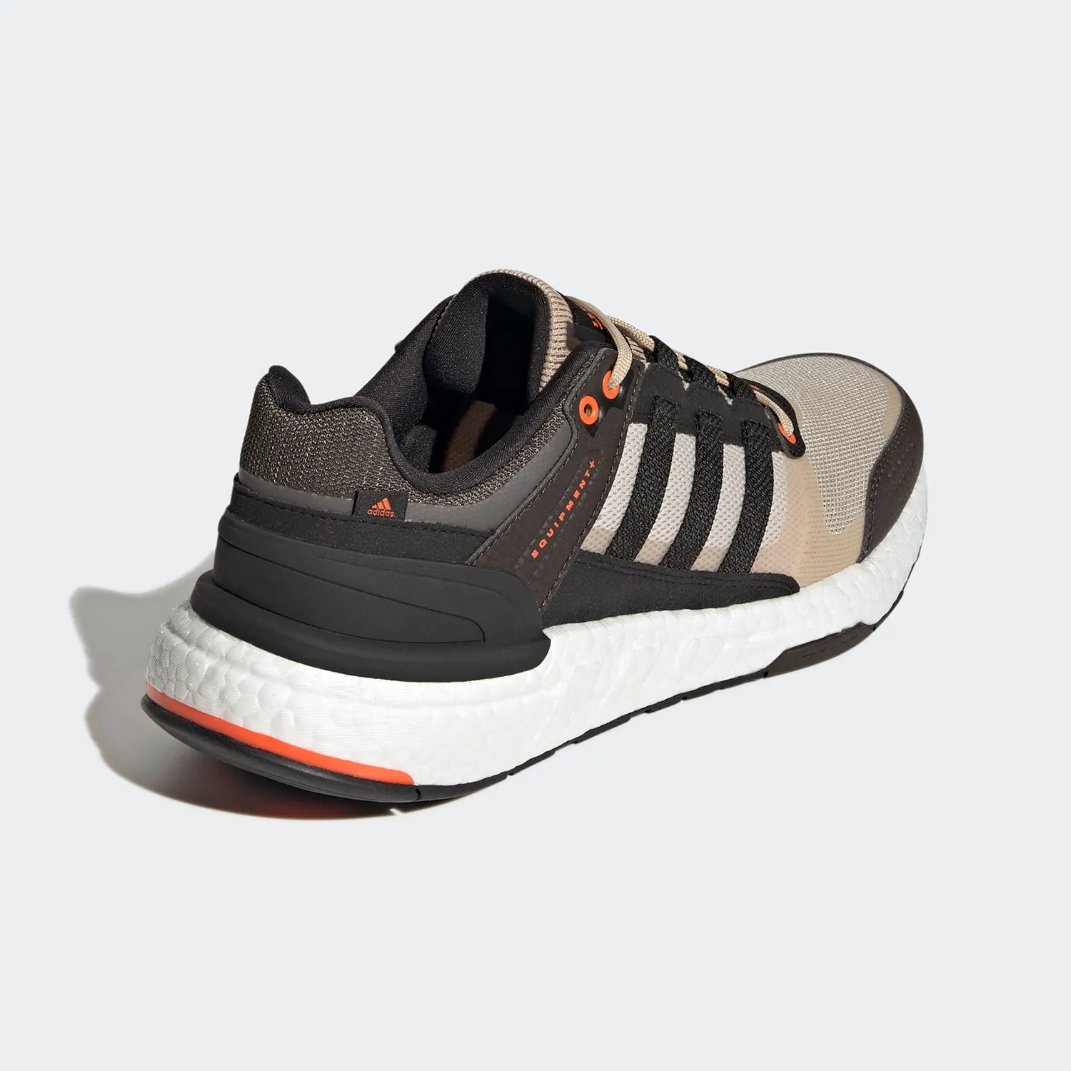 Adidas Genuine EQUIPMENT+ حذاء جري كاجوال للجنسين HP2631