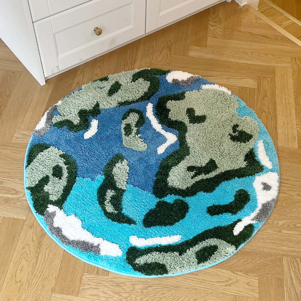 Cute Spiral Snake Tufted Rug Cartoon Green Spot Snake Shaped Fluffy Anti Slip Floor Mat Soft Bedroom Dorm Decor Area Carpet Gift