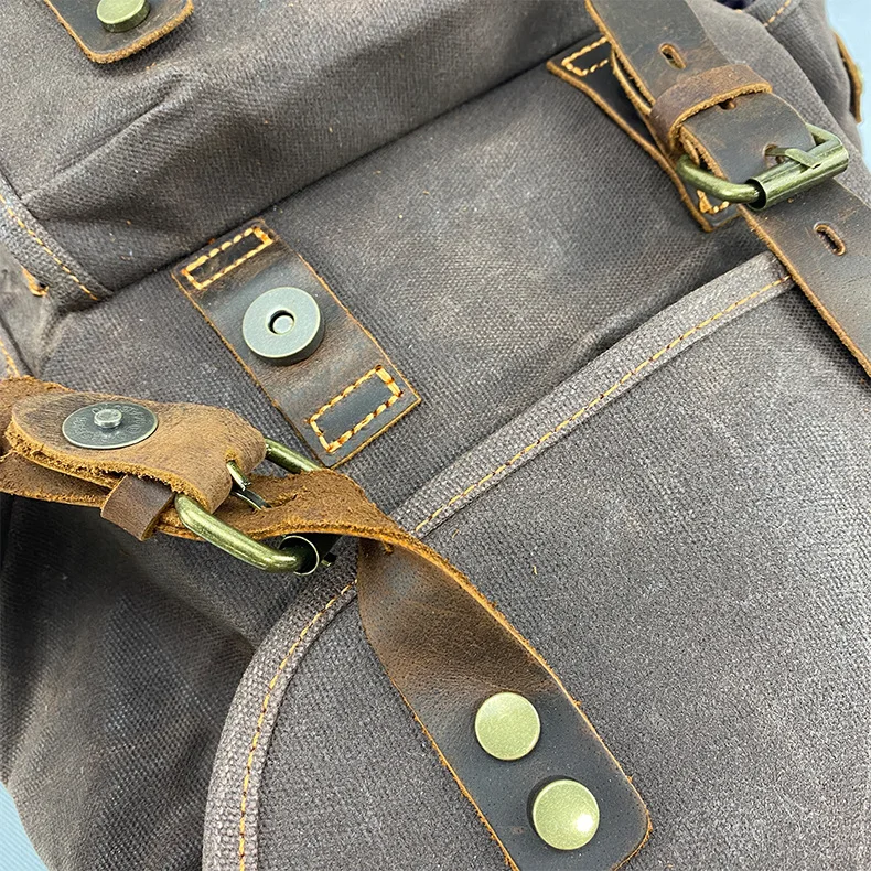 Large Capacity Europe America Style Outdoor Backpack Canvas Leather Backpack for Men Women Student Travel Hiking Climbing Bag 가방