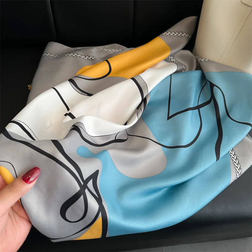 90*90cm Bedruckter Weicher Quadratischer Schal Frühling Sommer Atmungsaktive Damen Seidenschals Bandanas Luxuriöser Strand-Schal Eleganter Hijab – Detail 8