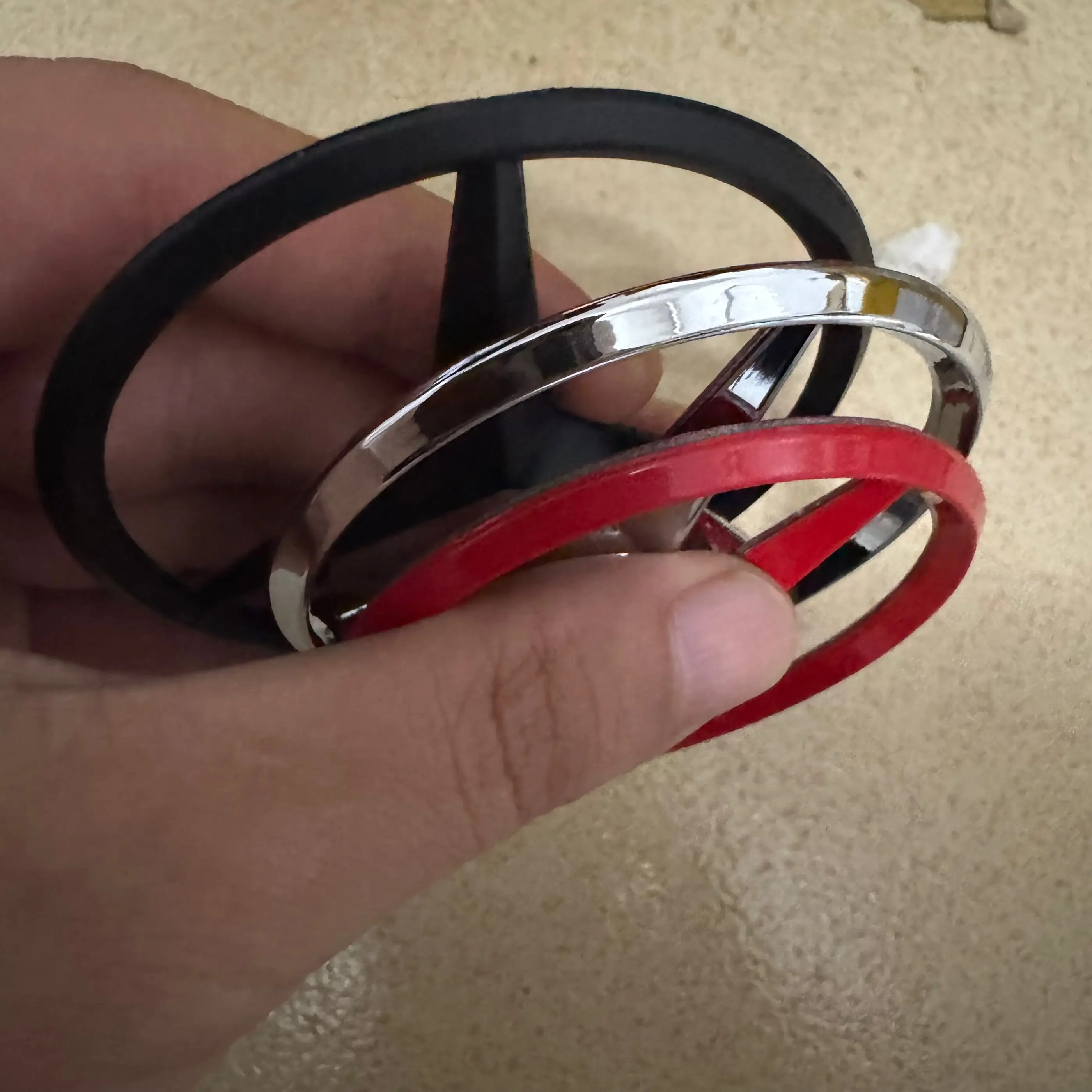 

Наклейки на автомобиль, 1 шт., 7 см, эмблема двигателя, наклейка на капот для Mercedes-Benz W204 W211 AMG W177 W205 GLC GLK CLA GLA W211 W212 W213 C63 E3