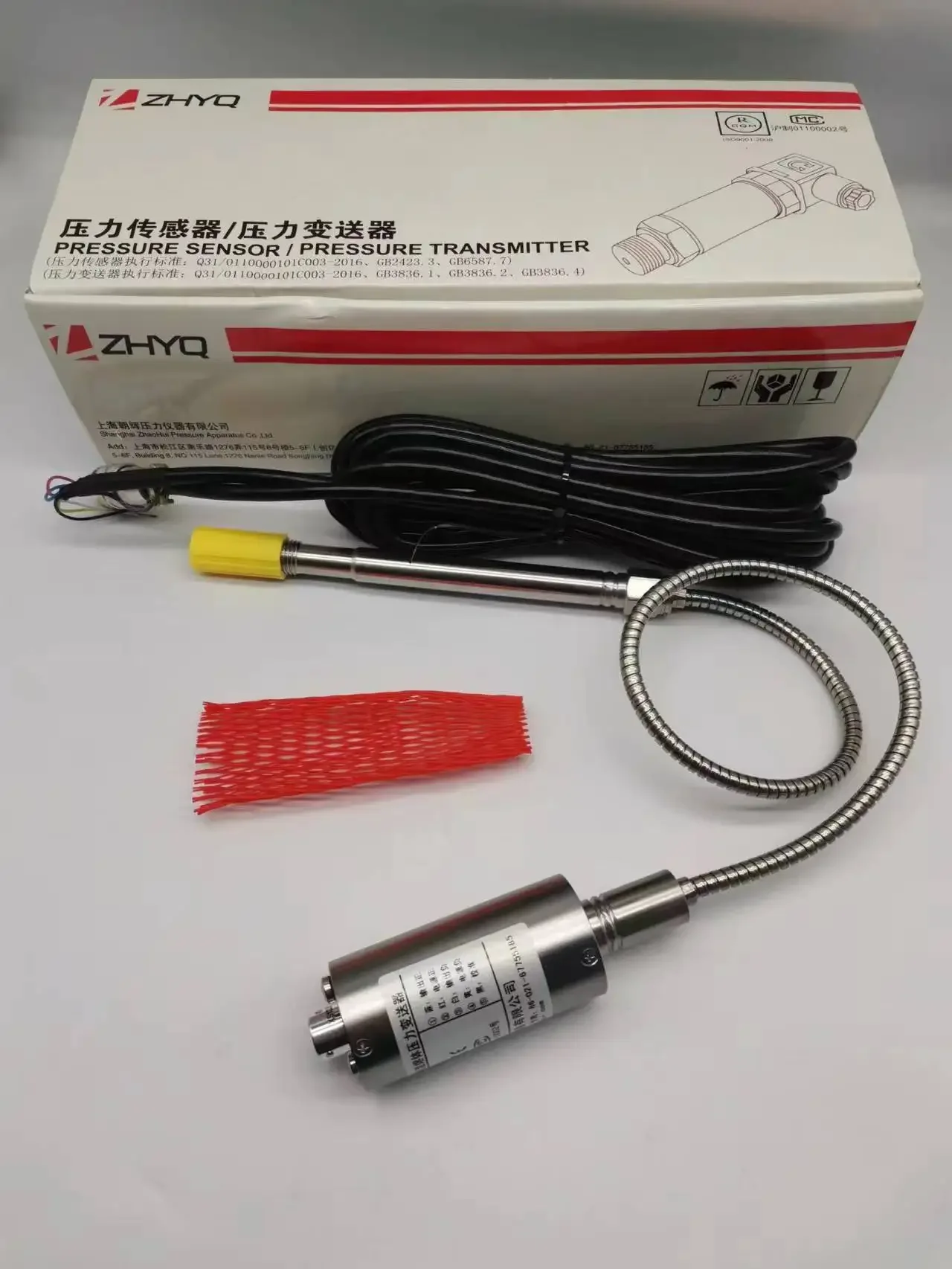 Sensor tekanan mencair PT124B-111-70MPA-1/2-152(output:3.3mv/v)