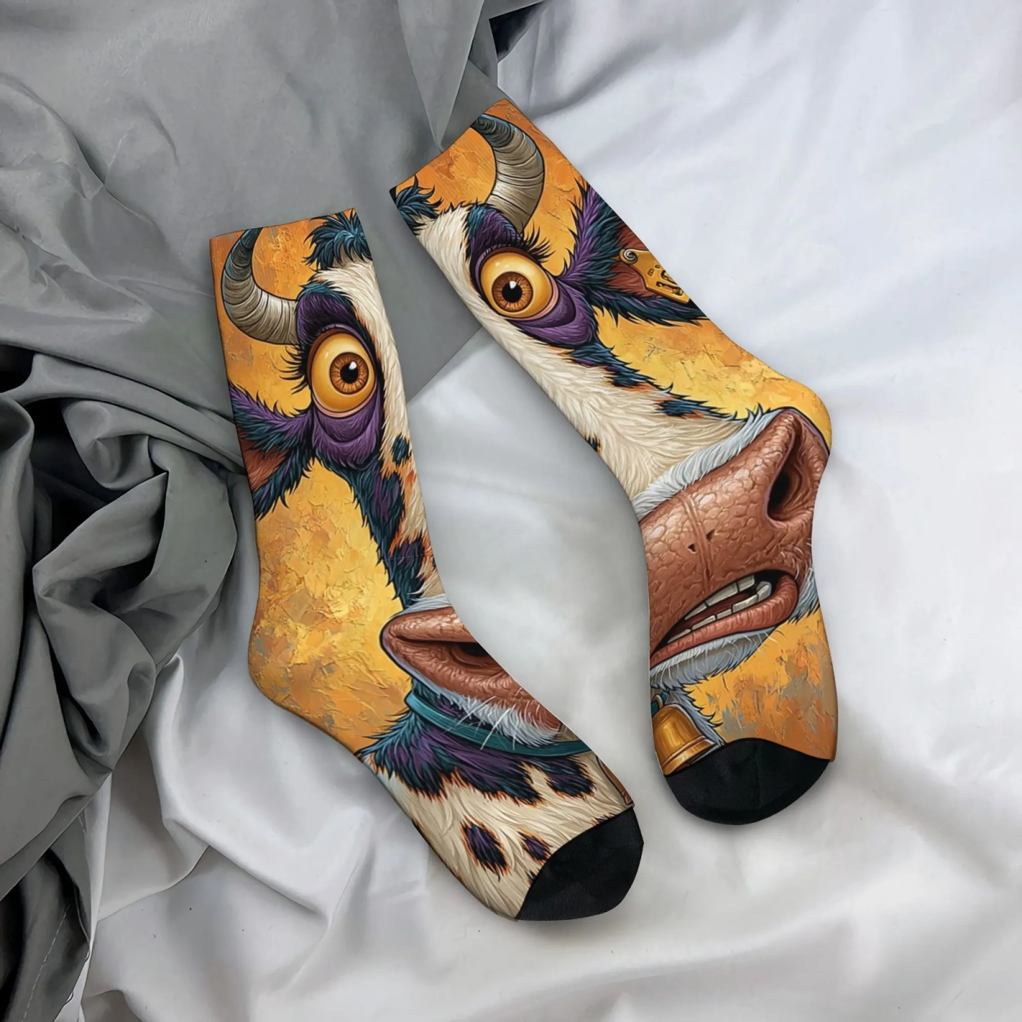 Novel and Cute Cow Print Men's Mid-calf Socks Comfortable Breathable Non-slip Socks Quirky Hip-hop Fun Cheerful Socks Gift