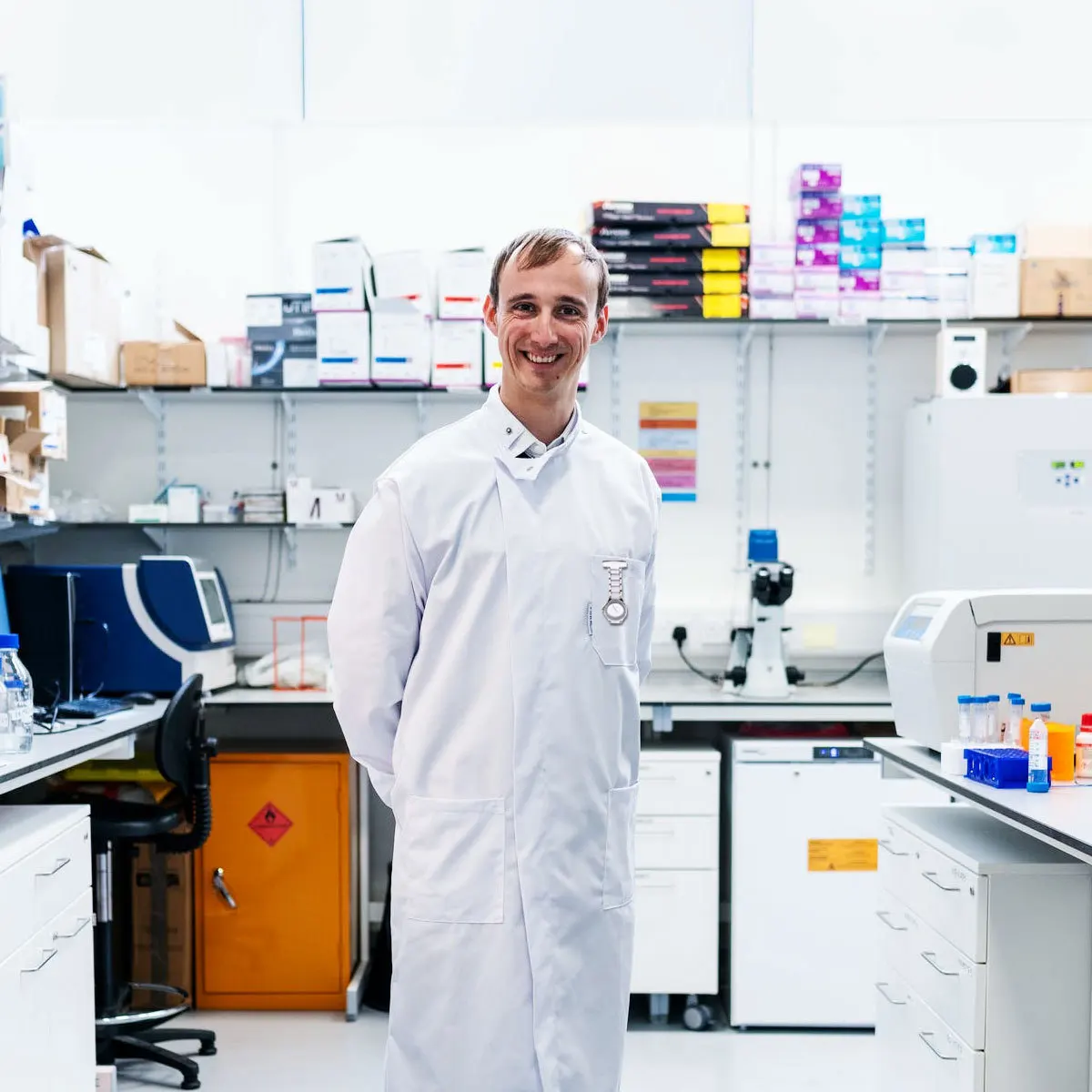 

1Pcs Nurse Pocket Watch Iron Material Durable Practical Simple Style Doctor Hanging Lapel Pin Watch for Nurses Doctors