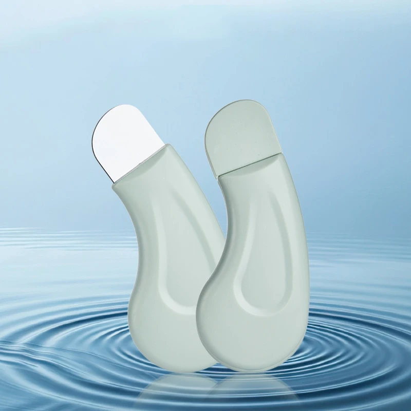 Couteau grattoir de nettoyage pour l'élimination des points noirs du nez pour nettoyer en profondeur l'acné et les points noirs