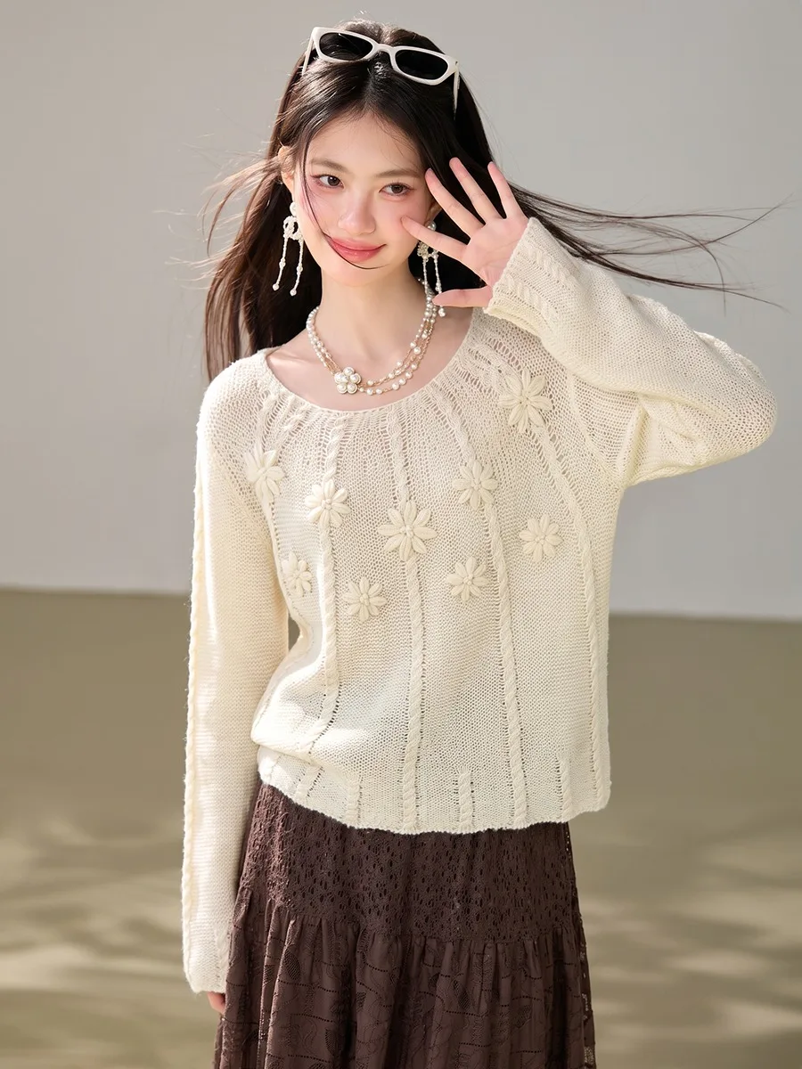 Korean Style Lazy Soft Floral Embroidery Overhead Sweater Women Loose Slimming Hollow Knitted Shirt Thin Top