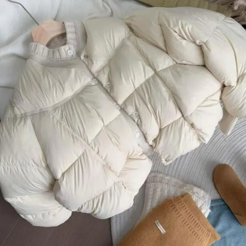 Plain round-neck knitted paneled coat for women thick and warm winter design minimalist style outerwear padded jacket