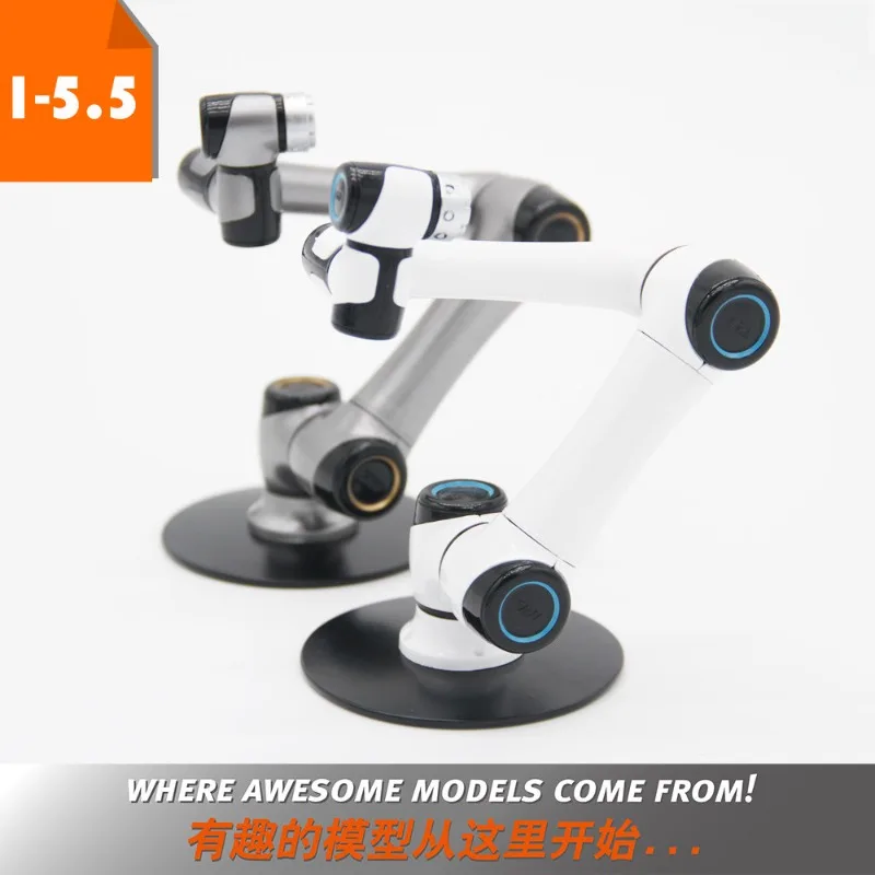 1:5.5 Industrial robot model, human collaborative robot model