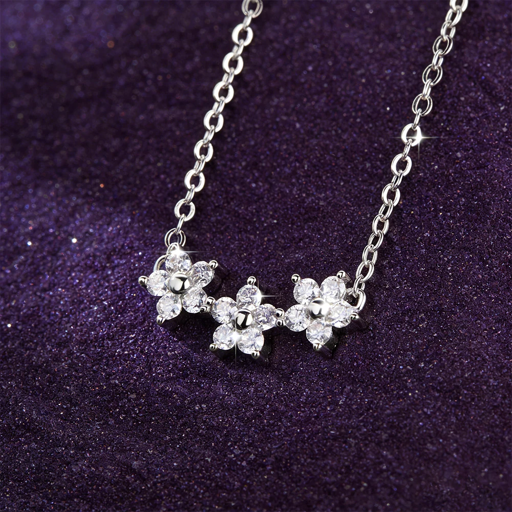IOGOU Exquisite 14k Gold Filled 0.45cttw 2mm D Moissanite Flower Pendant Necklace for Women Gift Cute Necklaces &GRA Certificate