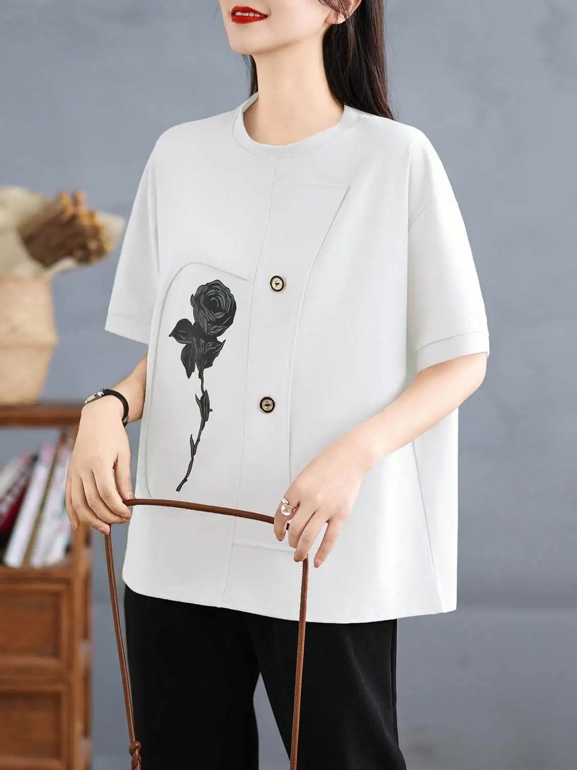 Plus Size Damen Faionable Loose Summer T-Shirt Sweatirt Meat Concealing Abnehmen High-End Design Sense Casual Sle