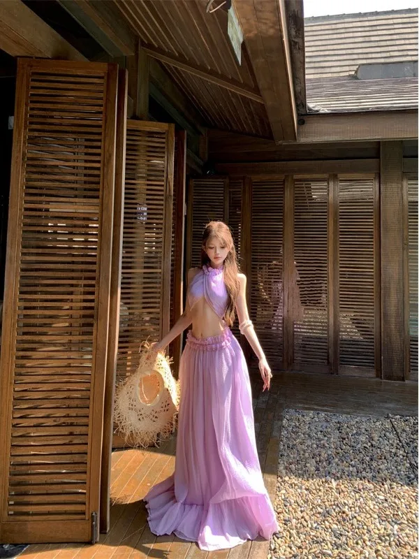

Chic Early Spring Vacation Wear Women's Short-Sleeve Shirt And High-Waisted Midi Skirt Set in Chiffon Sexy Neck Hanging