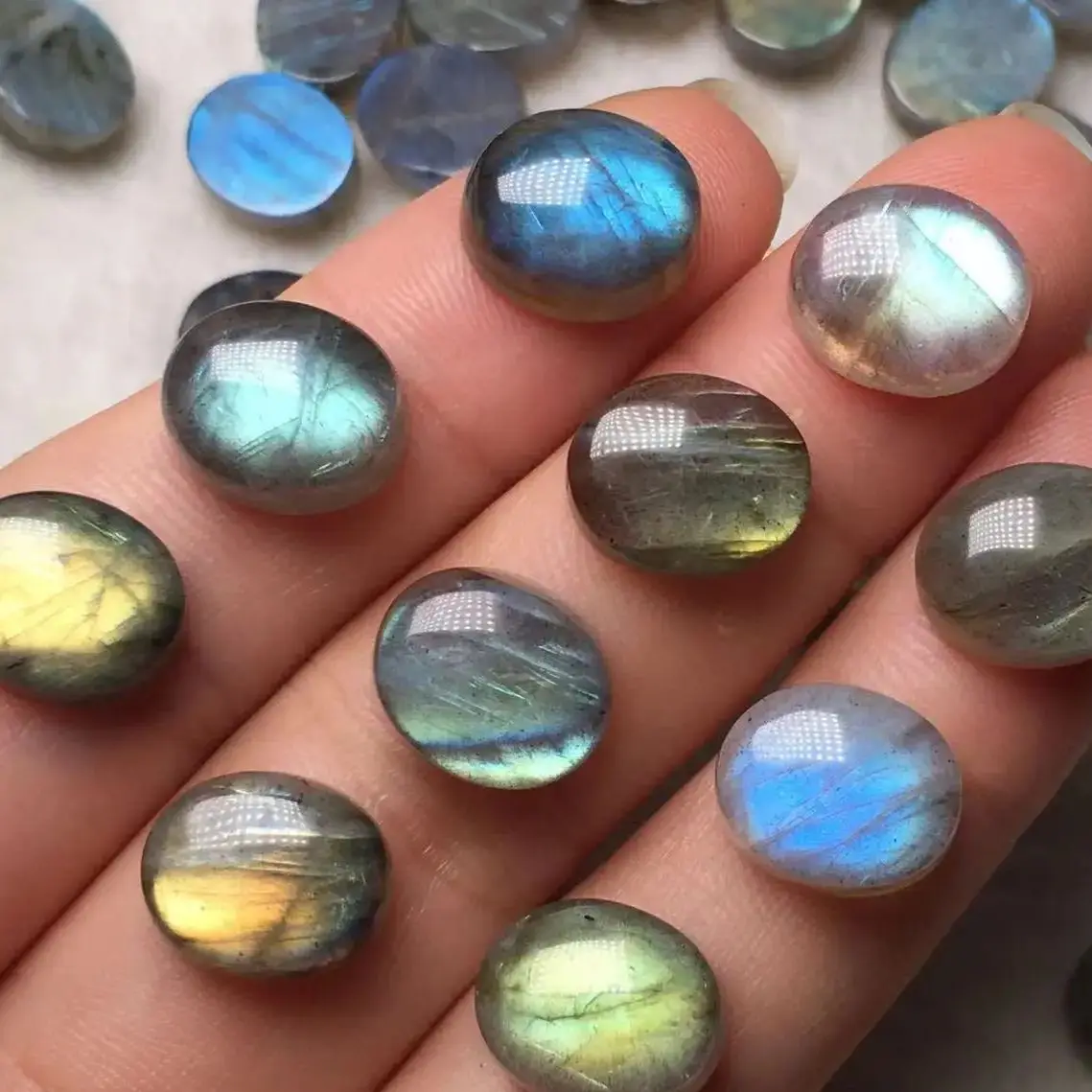 Wholesale 2pcs/pack Rainbow Labradorite 8x10mm 12x16mm 13x18mm 15x20mm 16x21mm Oval Gemstone Loose Bead Cabochon for Ring Face