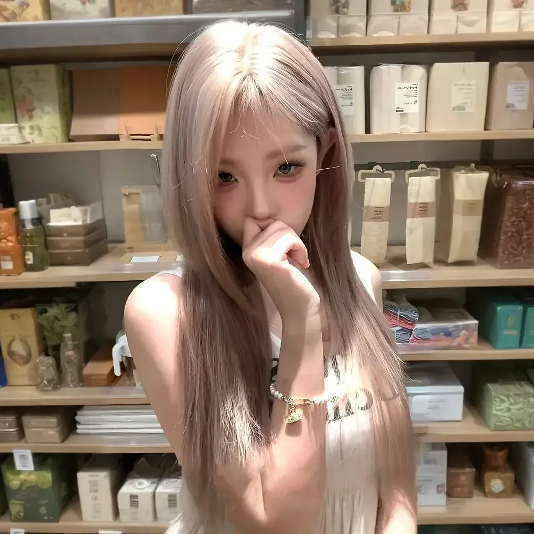 Peluca de pelo largo y liso para mujer, cubierta de cabeza completa de estilo coreano a la moda, flequillo, extensiones de cabello falso de capas altas, mecanismo de fibra asiática