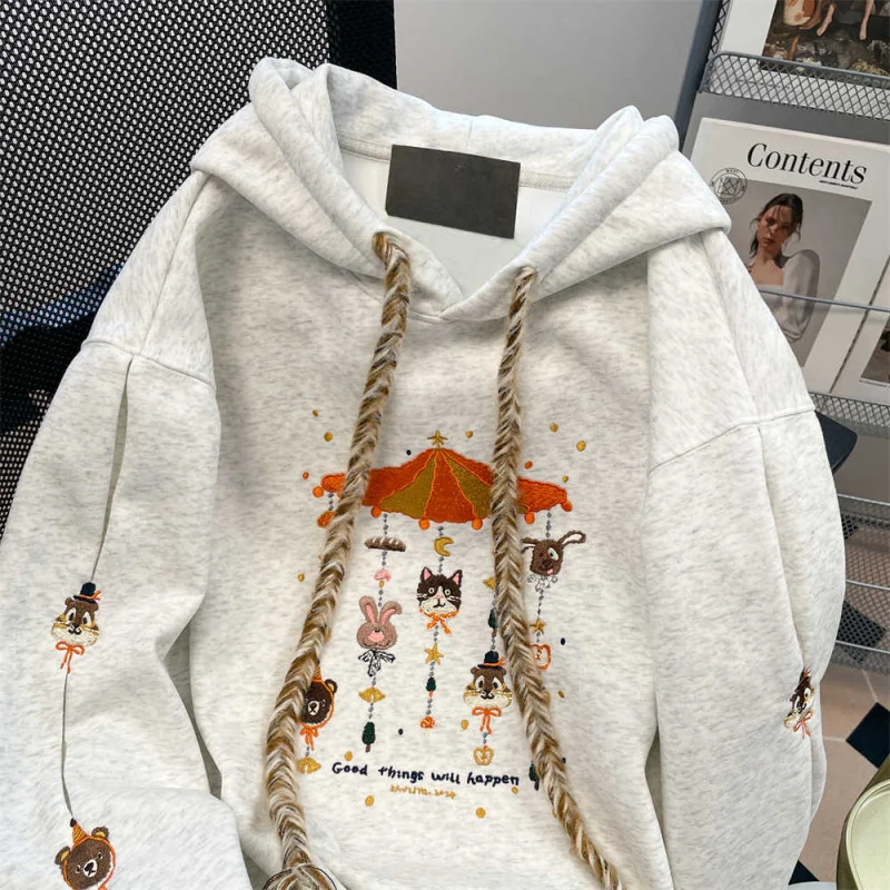 

Viral Winter Embroidered Hoodie - Y2K Oversized Cozy Fleece, Eco-Friendly Streetwear