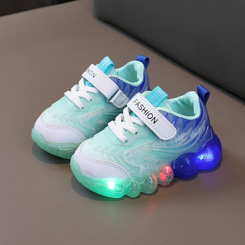 Kids Casual Shoes Spring And Autumn Girls Light-up Shoes Children\'s LED Shiny Lights Sneakers Little Kids Glowing Light Sneakers