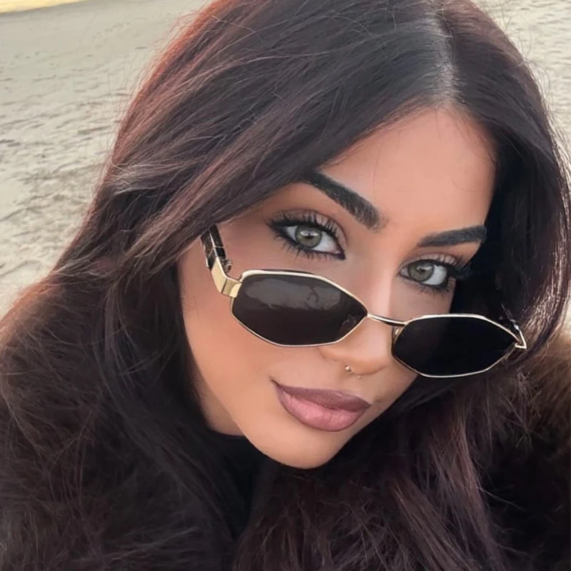 

Модные многоугольные солнцезащитные очки, женские сексуальные маленькие оправы, квадратные шестигранные солнцезащитные очки в стиле панк для женщин, винтажные солнцезащитные очки UV400