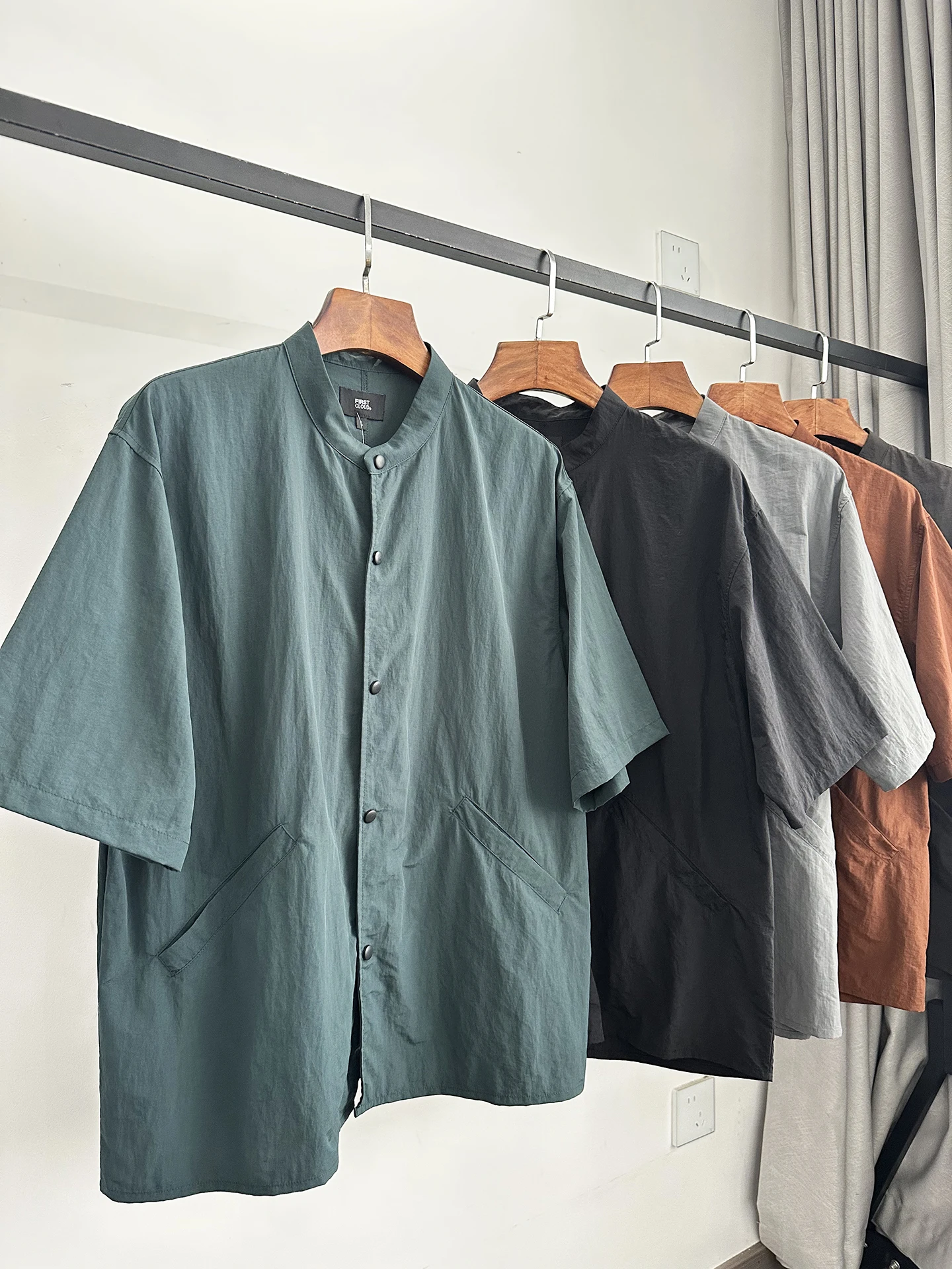 Men's Summer New Loose Quick Dry Breathable Short Sleeve Open Cardigan Style Casual Shirt Thin Half Sleeve Regular Length