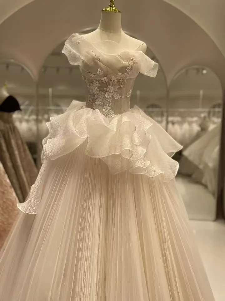 مجموعة Kisswhite Aline مخصصة 10-20 يومًا شحنها بالزهور الرومانسية فستان زفاف أنيق