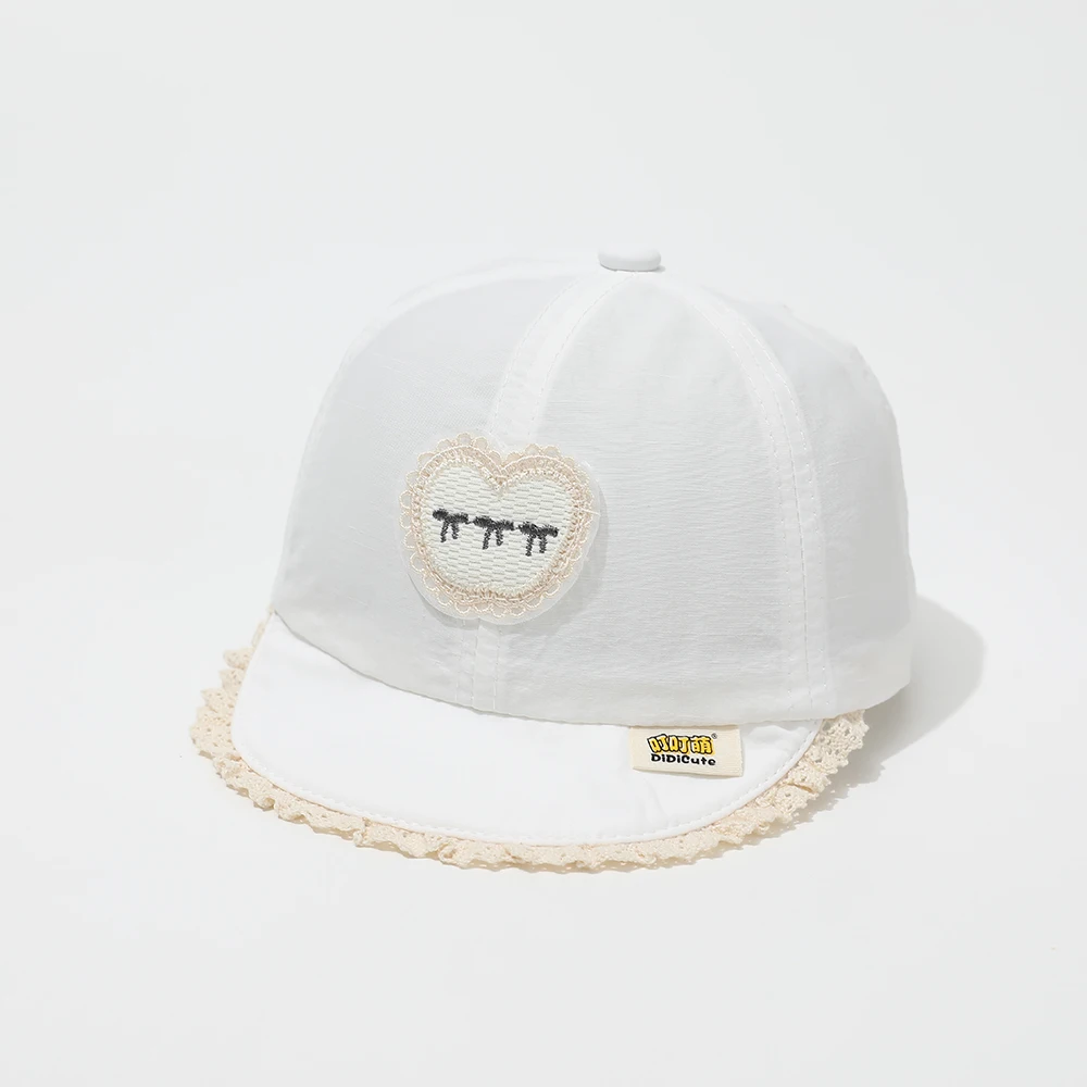 Soft and Cute Style with Heart-Shaped Embroidery, Cute Simple Butterfly Knot Lace Edge, Quick-Drying Flat Brim Baseball Cap