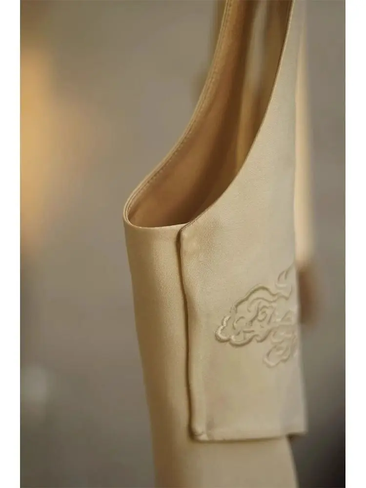 التطريز الرجعية سترة المرأة فضفاضة أكمام مطرزة الخامس الرقبة القمم النمط الصيني العرقية خمر تانغ سترة Symmer موضة جديدة #3