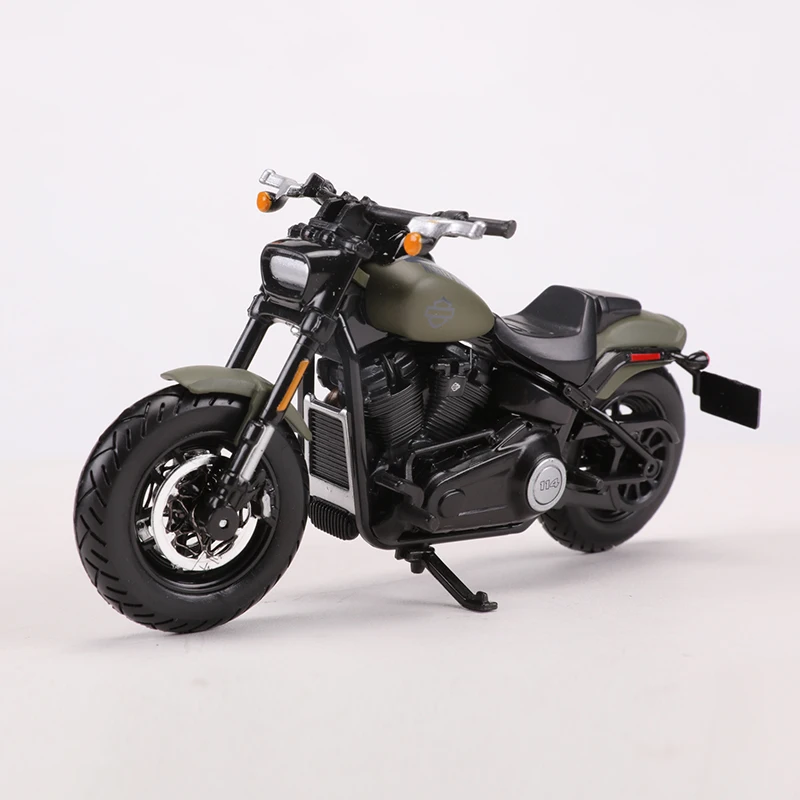 Maisto 1:18 2022 Fat Bob 114 Motorcycle Car Simulation Alloy Car Model