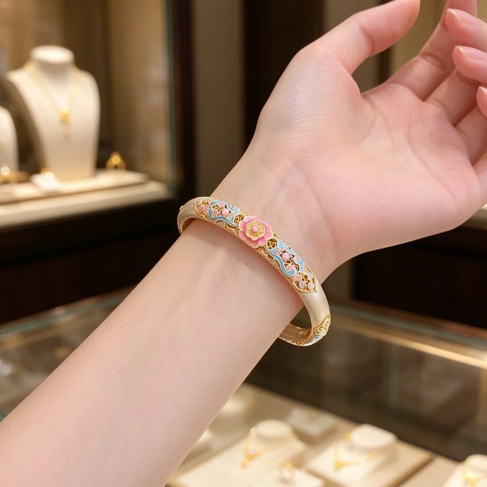 Chinese Style Crabapple Blossom Bracelet Resizable Silvery Open Bangle For Women Classical Charm Jewelry 2026