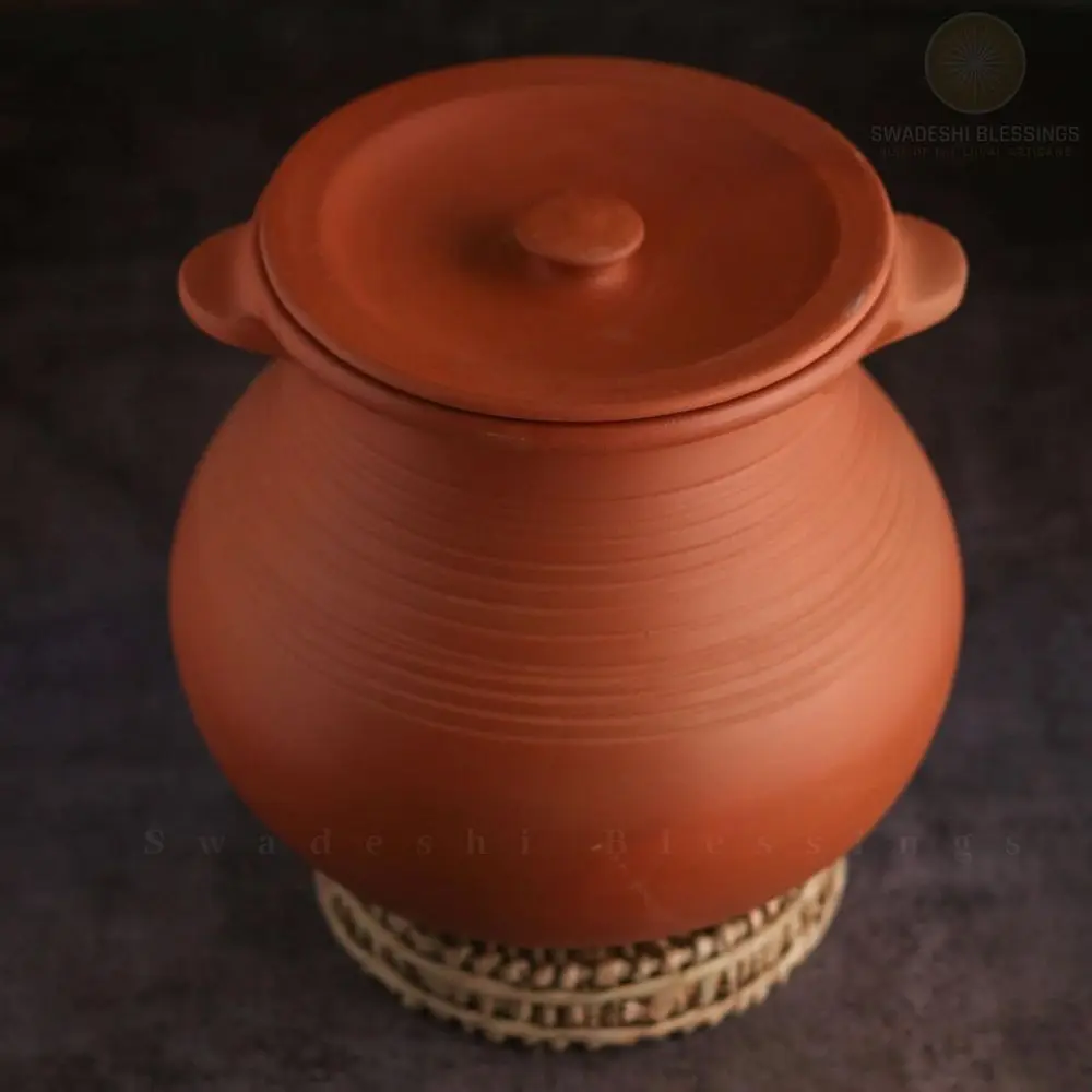 

HandMade Exclusive Range Unglazed Clay HotCase/Earthen Pot or Cooking & Serving with Lid(Natural iring Shade & Mirror Shine) + r