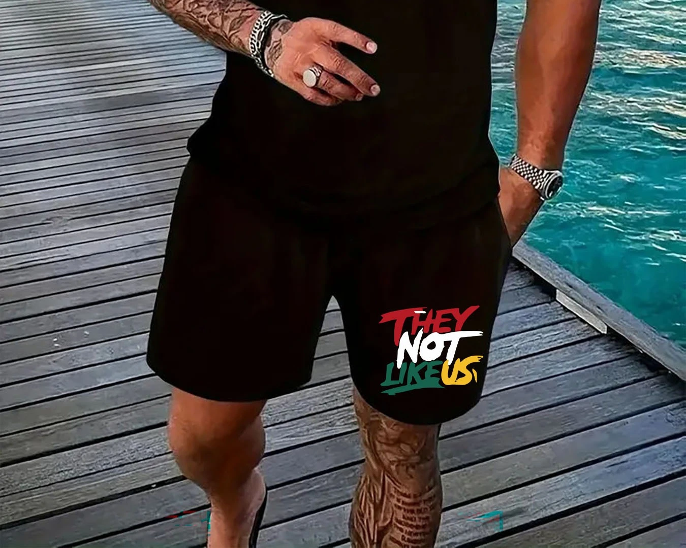 

Summer Hot Selling Men's Casual Round Neck T-shirt and Breathable Shorts