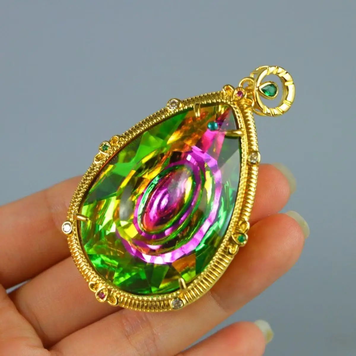 

Натуральный шри-ланкийский кулон из драгоценных камней с инкрустацией красными кристаллами, мужской и женский кулон, ретро-кулон с драгоценными камнями в подарок на день рождения.