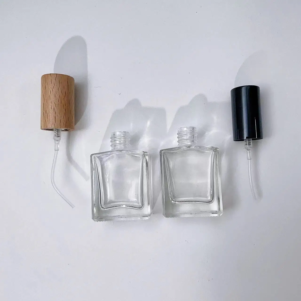 10ml Transparent Thick Glass Perfume Spray Bottle with Wood Cap Empty Perfume Atomizer Portable Square Refillable Bottles