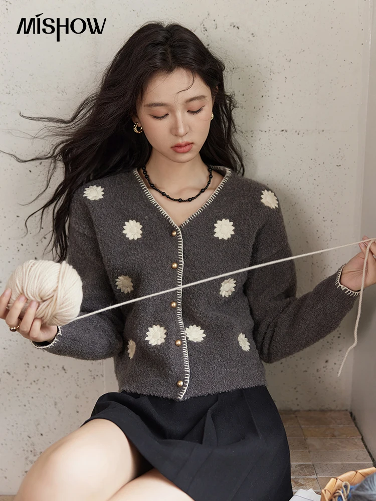 

MISHOW Premium Jacquard Sweater Cardigan Women 2024 Winter New Gentle V-neck Single-breasted Knit Jacket Tops MXD45Z0773