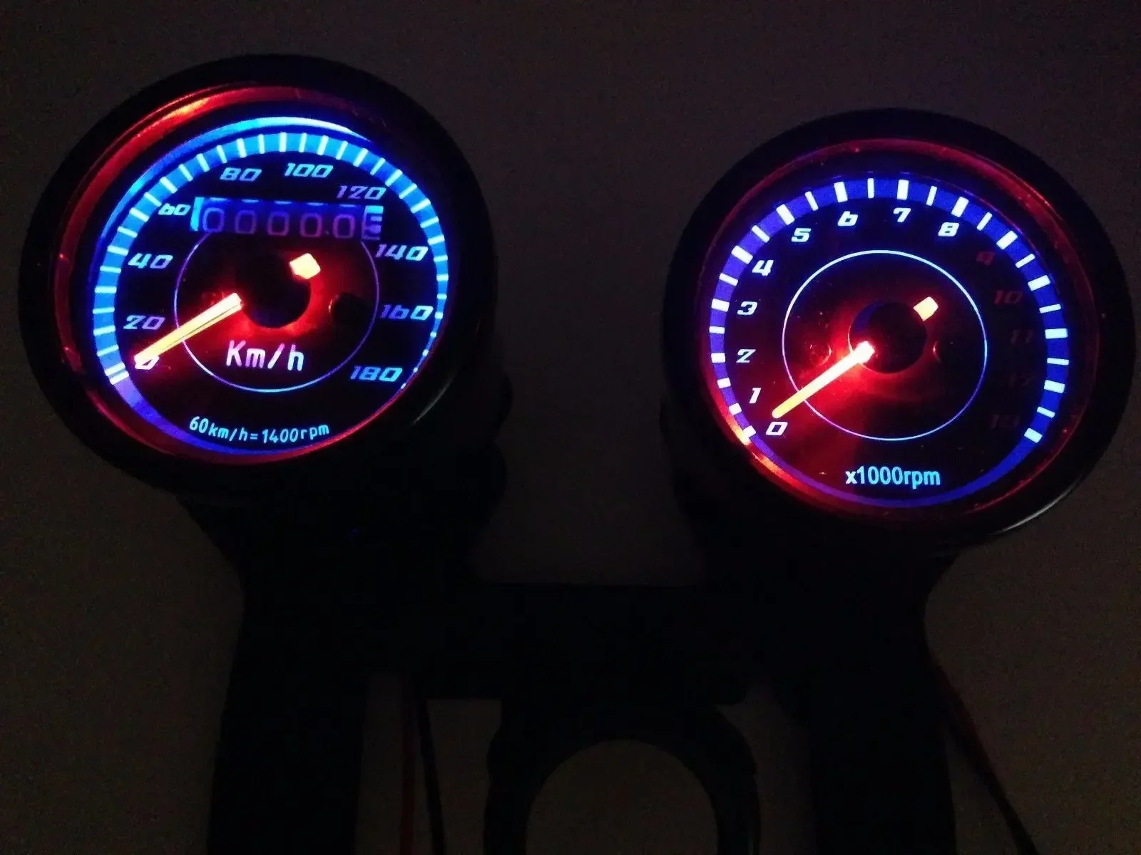 

EFI Tachometer Odometer Speedometer For Honda Kawasaki Suzuki Yamaha Cafe Custom