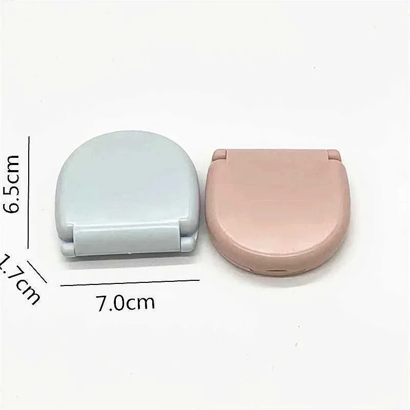 Sewing Kit with Case Portable Sewing Tool Travel Kit Emergency Repair Kit with Threads Scissors Sewing Needles