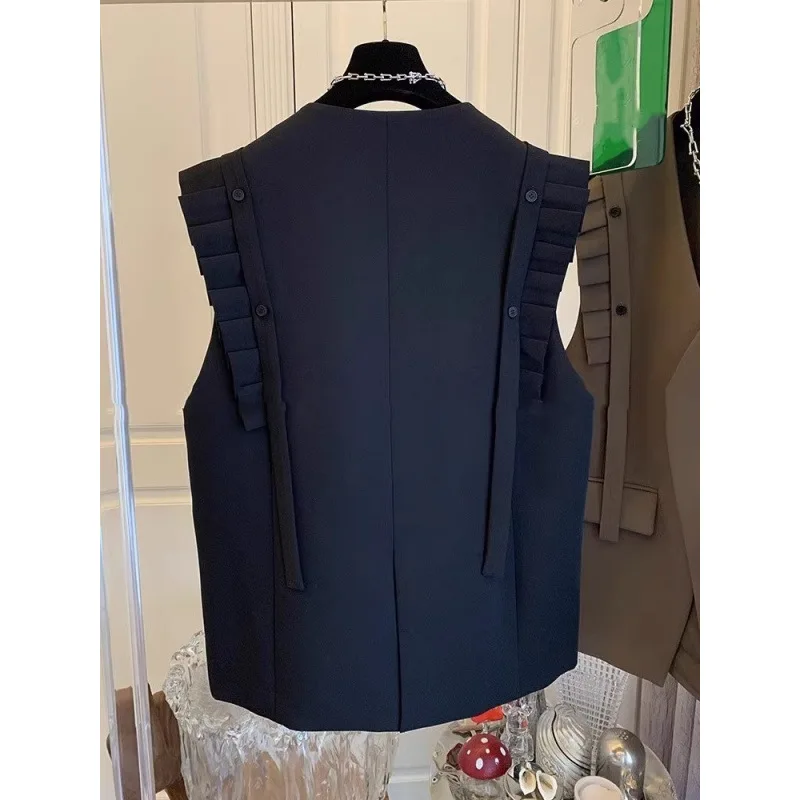 Women's Fashion Modern Black Sleeveless Blazer Vest, Fit with Ruffle Straps, Ideal for Creating A Stylish and Edgy Everyday Look