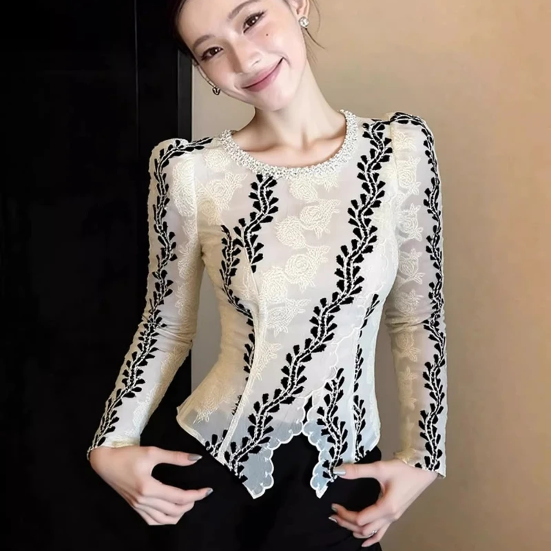 2025 Spring Fall Women O Neck Pearls Lace Patchwork Embroidery Irregual Beige Top T Shirt , Woman Fashion Designer Tops Shirts