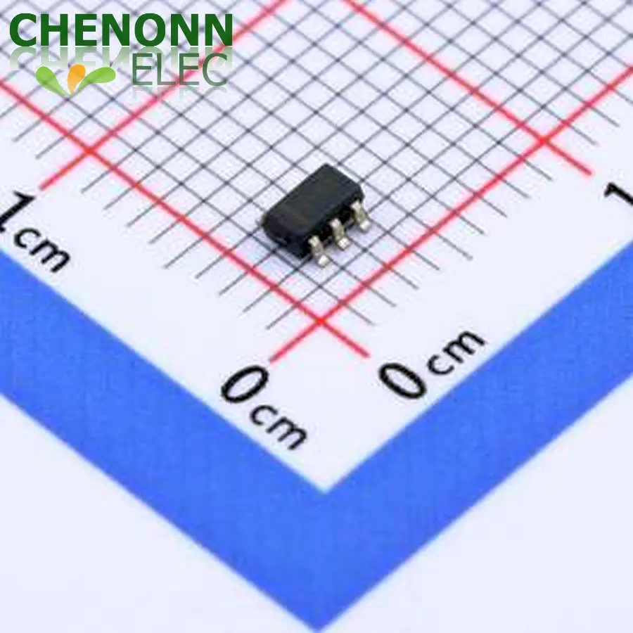 50PCS/LOT TLV7031DBVR (Linear Comparators)