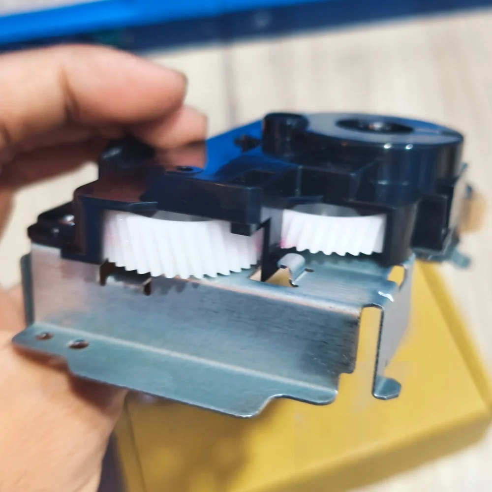 

5X 302RV94020 2RV94020 FK-1150 Fuser Drive Gear Plate for KYOCERA P2235 P2040 M2135 M2635 M2735 M2835 M2040 M2540 M2640