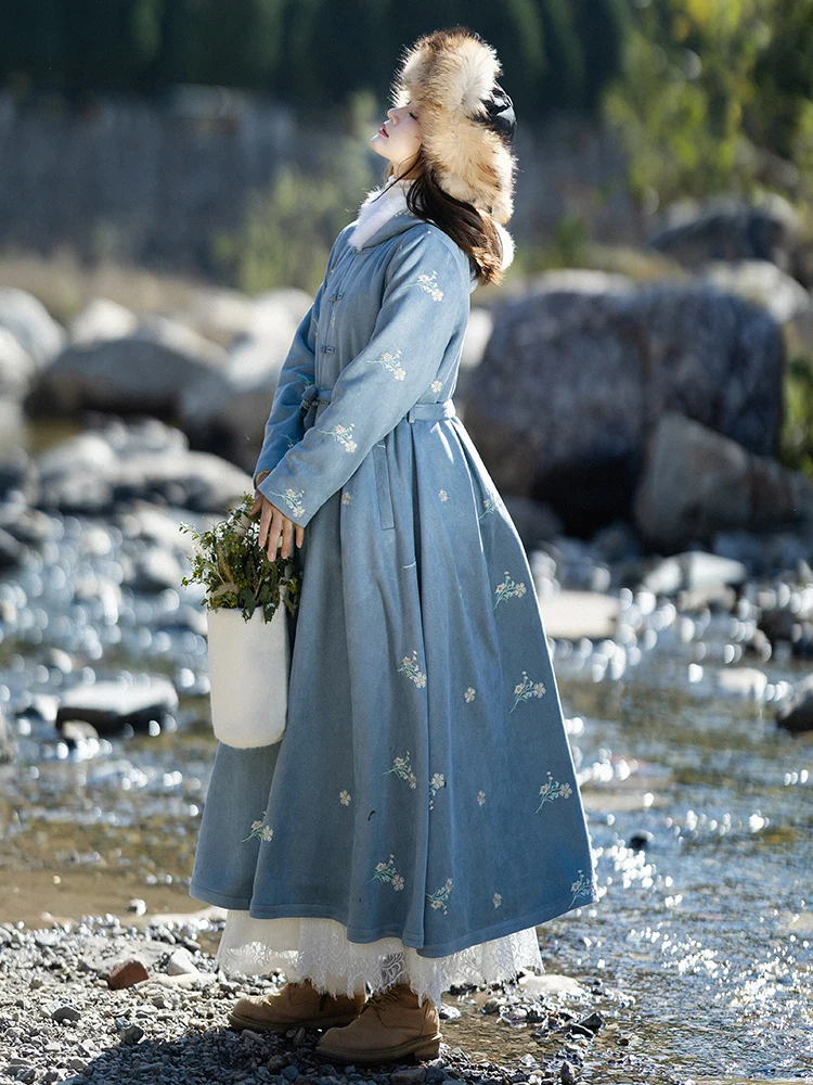 

Retro Fce Lined Jaet Women's Winter Original Rabbit Fur Collar Waist Cinched Embroidered Long Coat Button ket